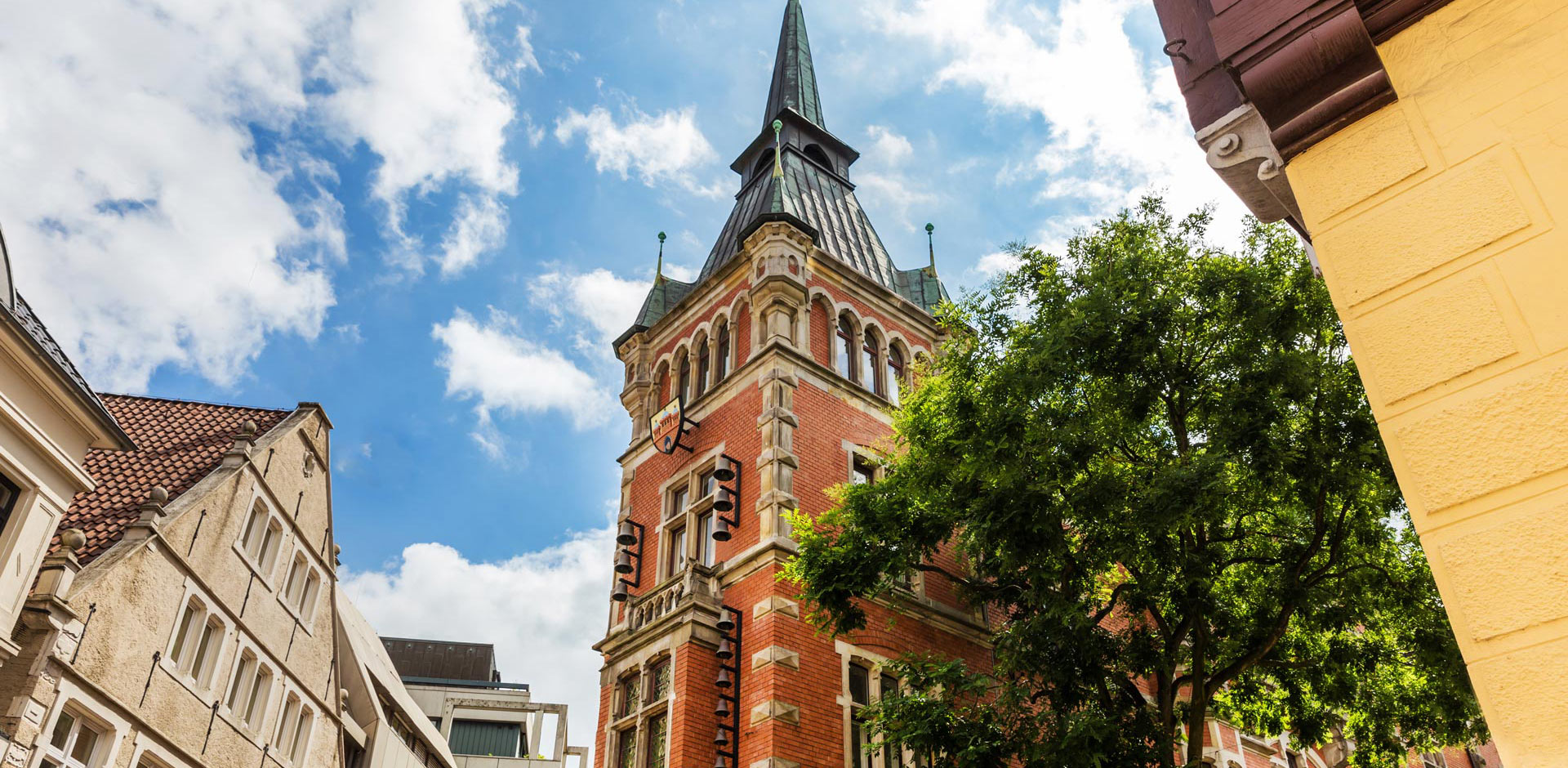 Bild das das Oldenburger Rathaus zeigt